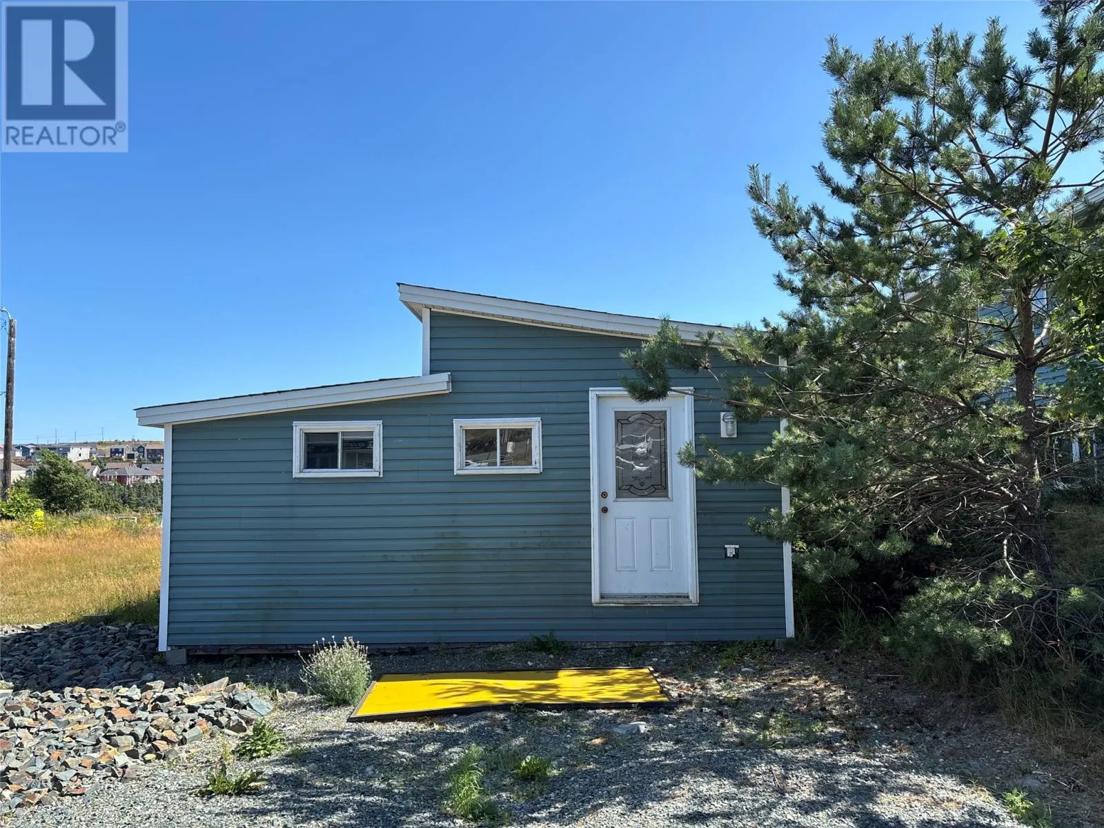 1527 Topsail Road