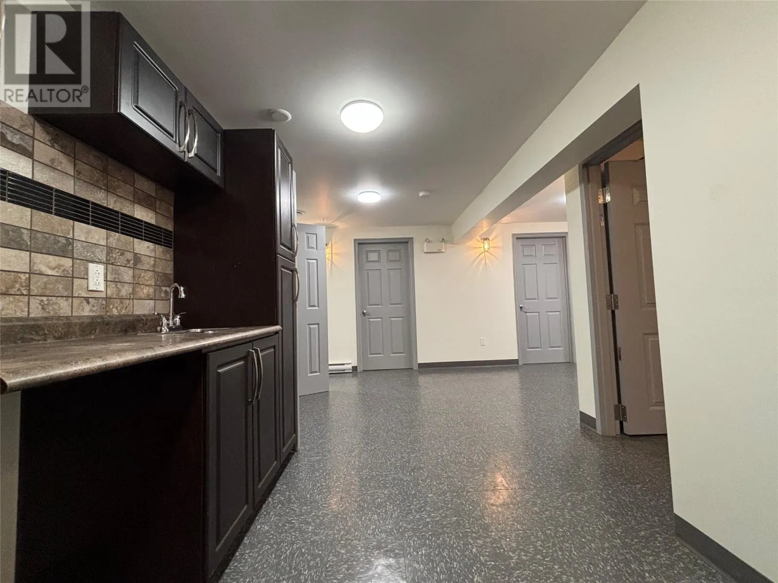 1527 Topsail Road