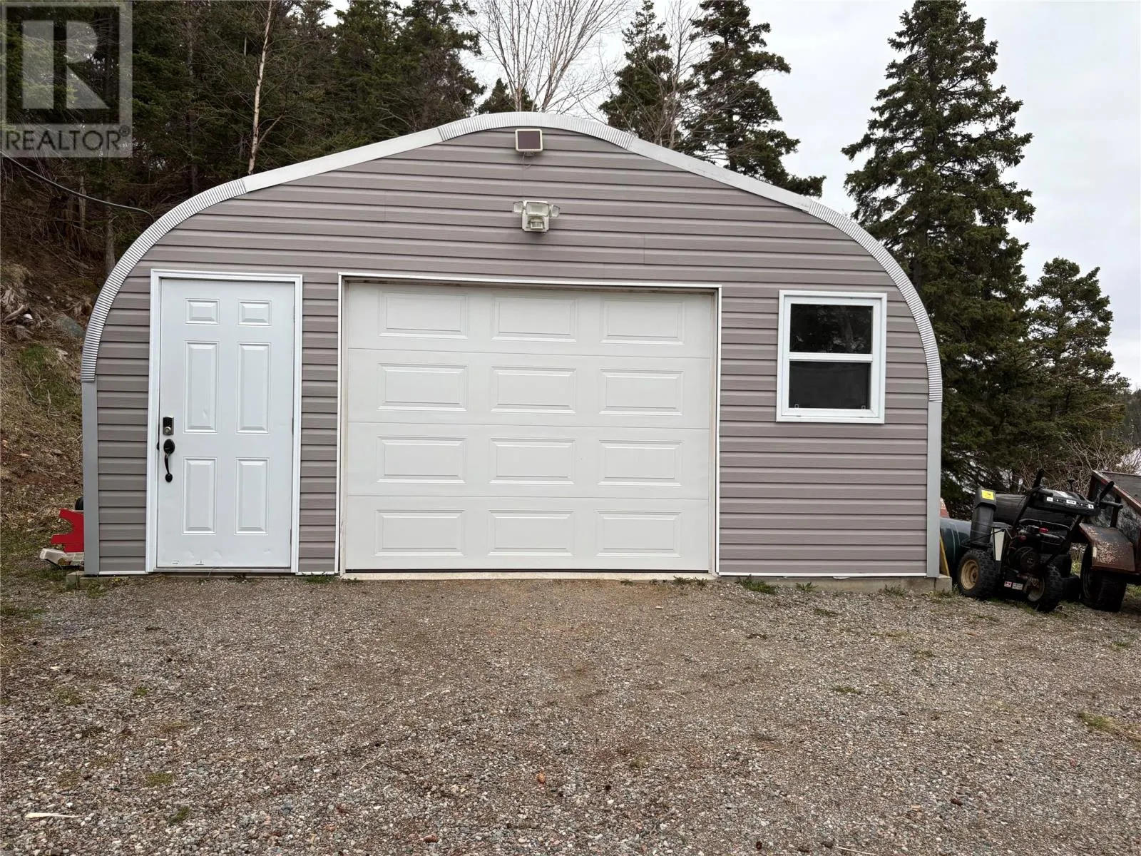 699 Winterhouse Road