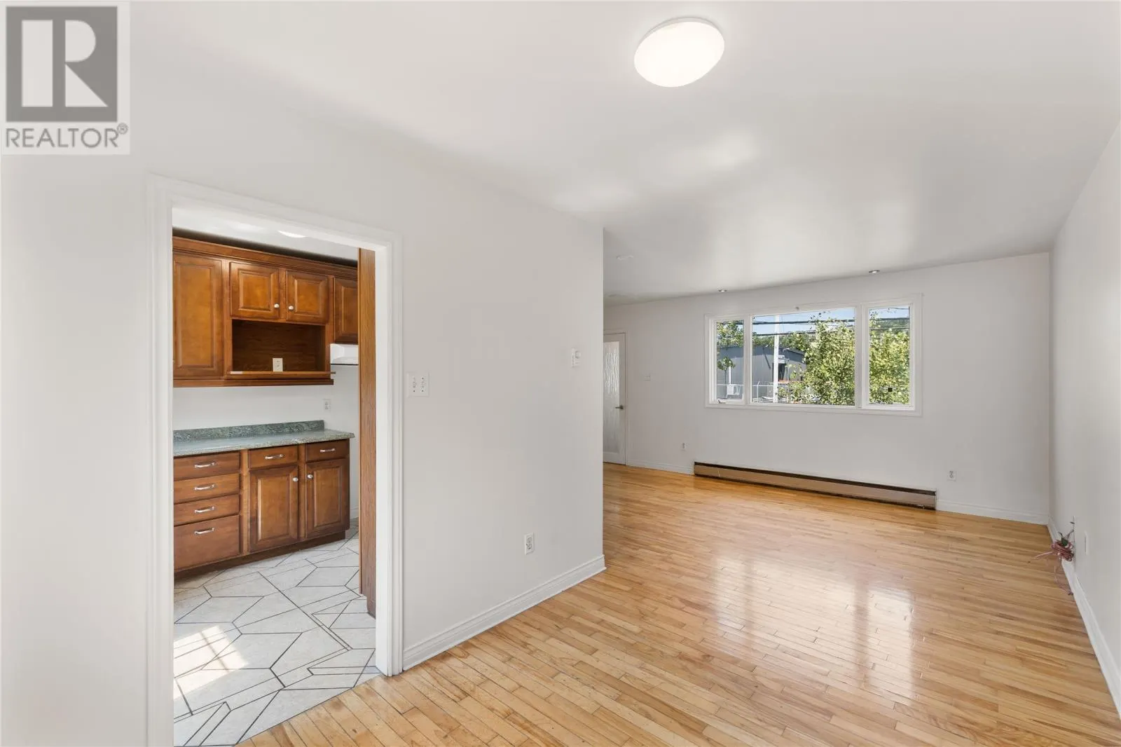 14 Riverview Avenue