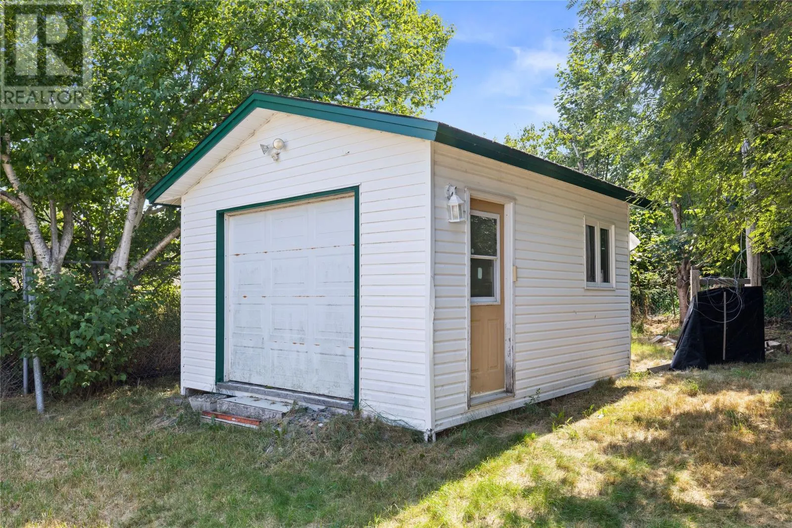14 Riverview Avenue