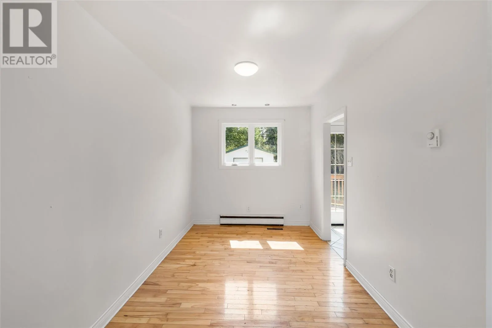 14 Riverview Avenue
