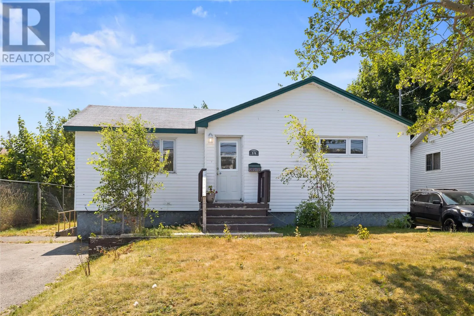14 Riverview Avenue