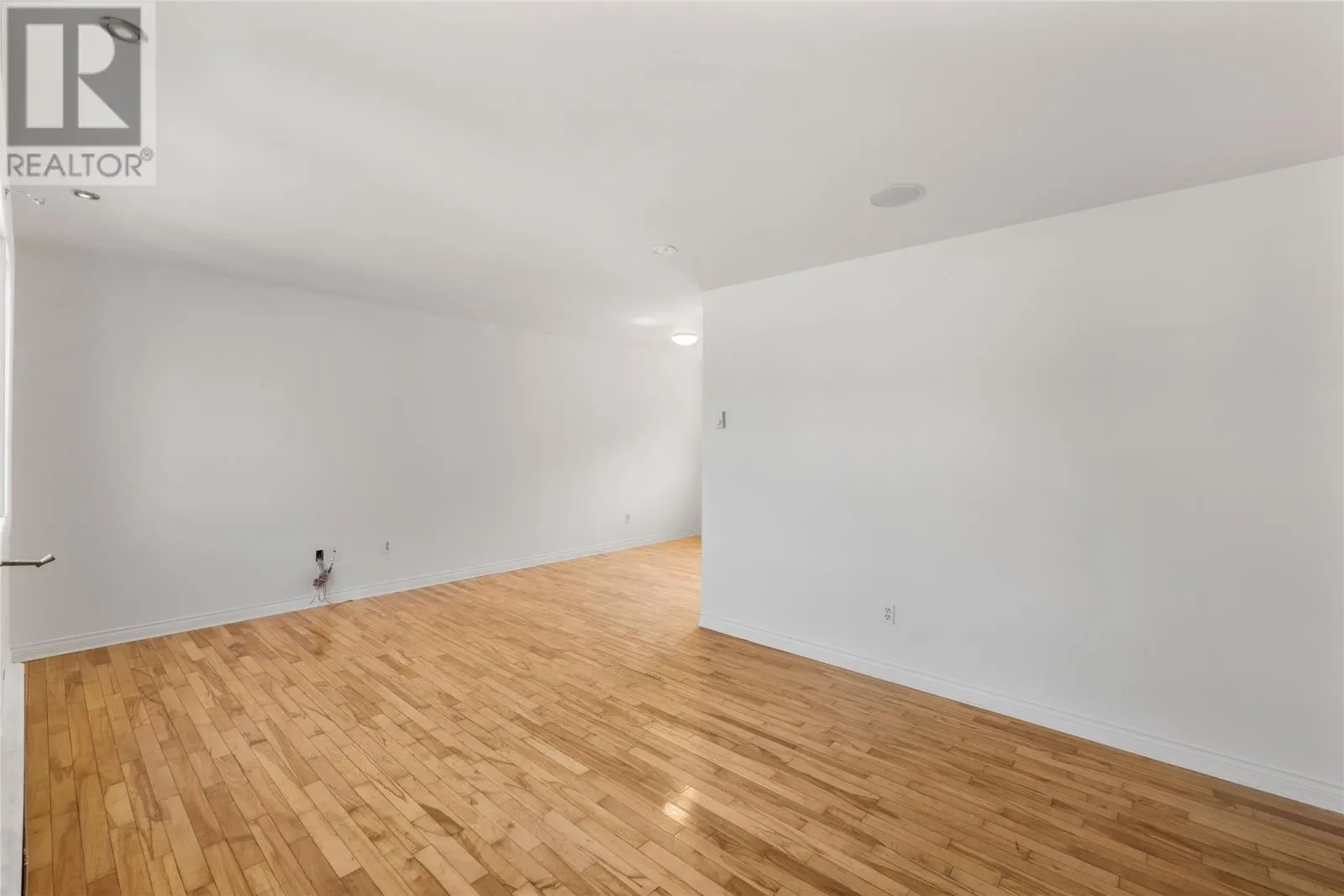14 Riverview Avenue