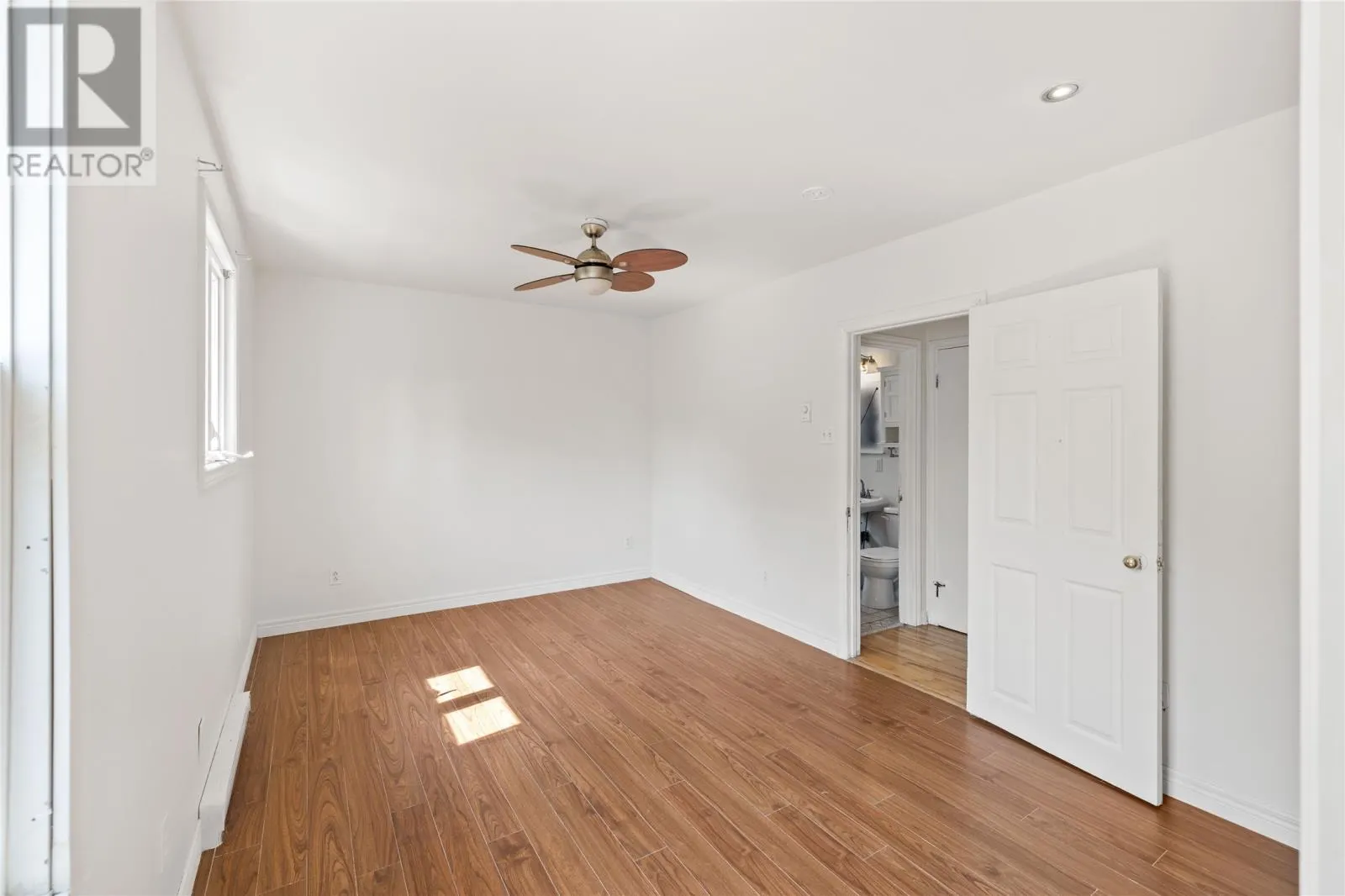 14 Riverview Avenue