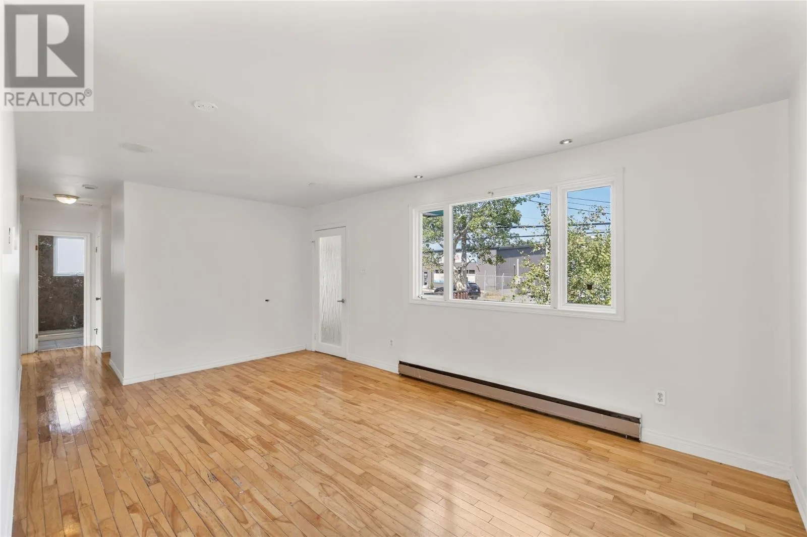 14 Riverview Avenue
