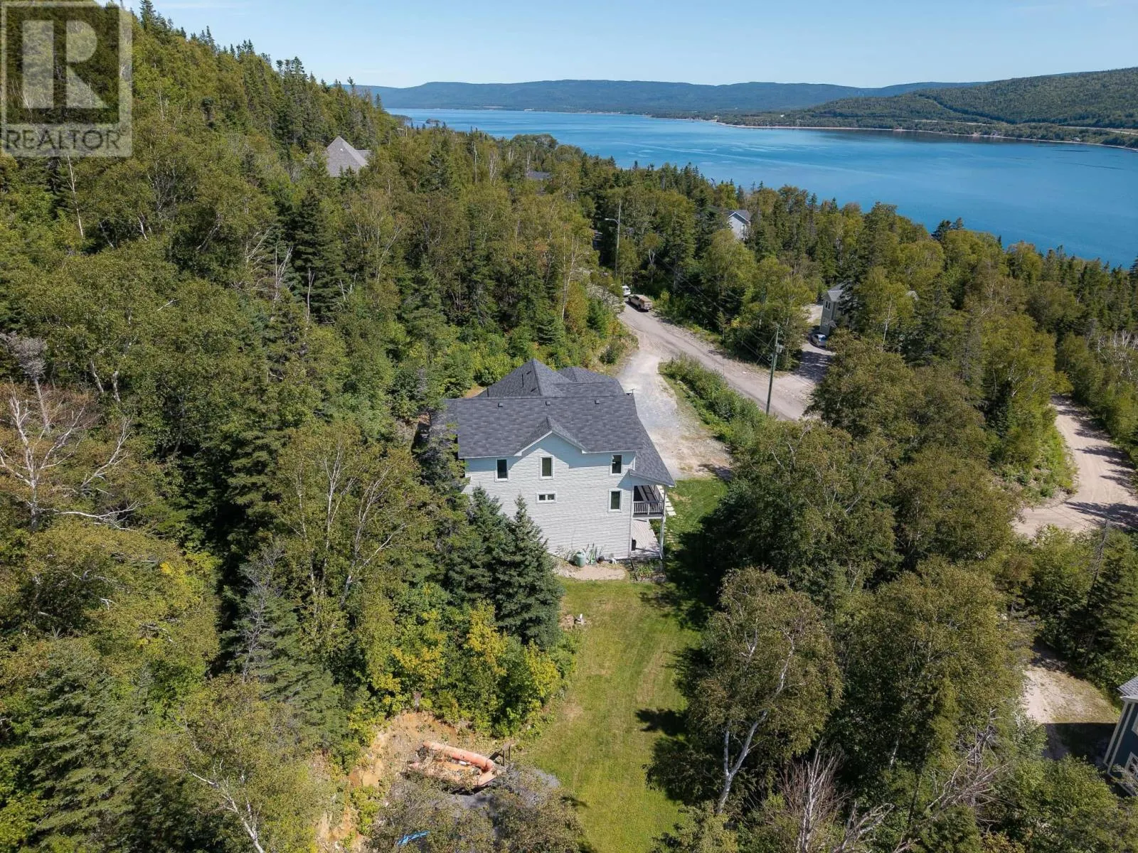 36 Lakeview Drive