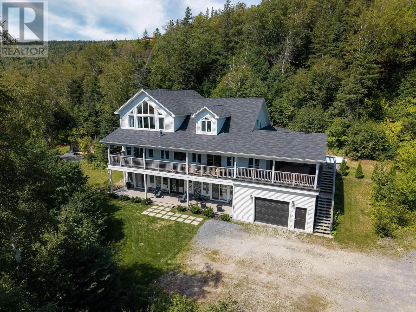 36 Lakeview Drive