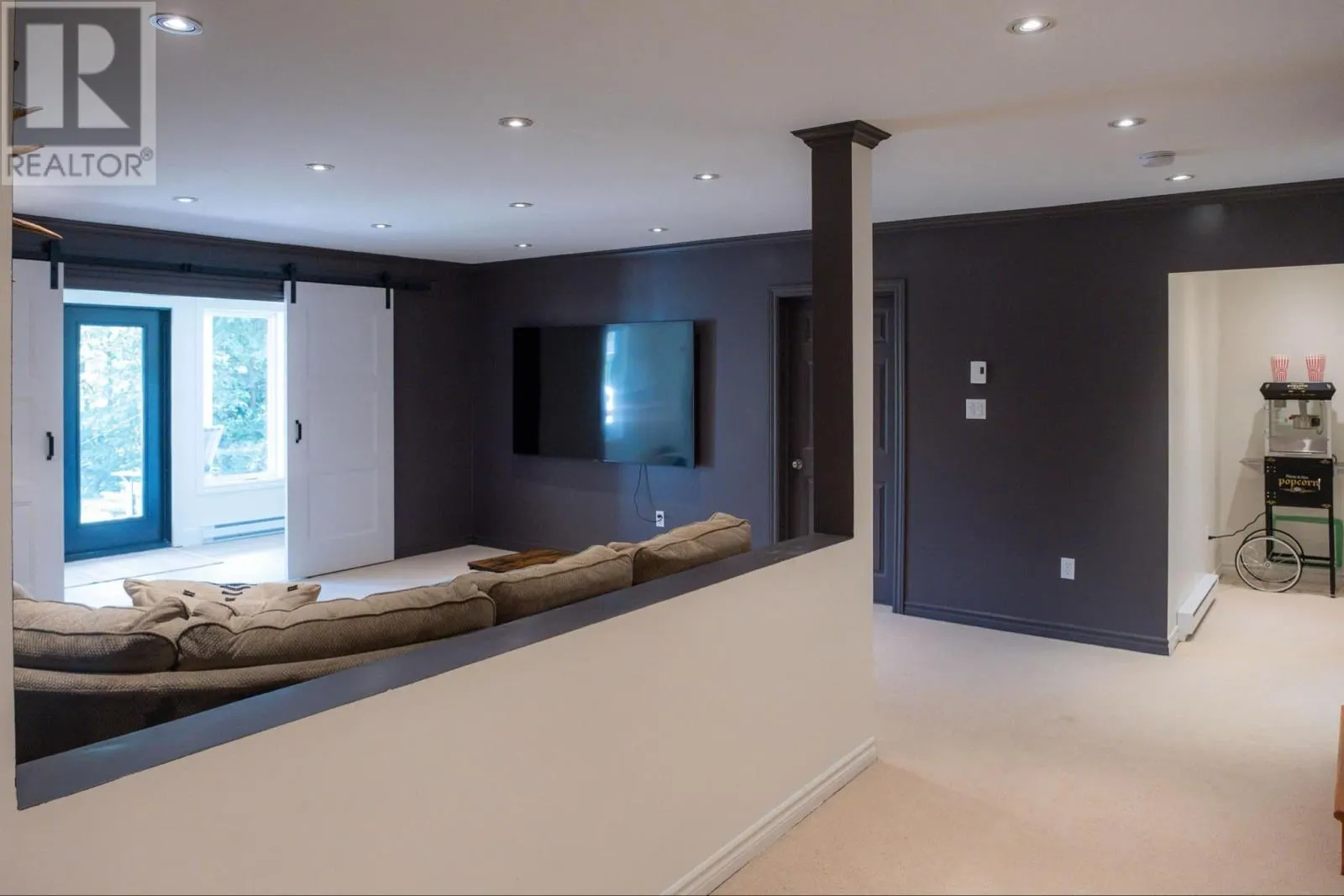 36 Lakeview Drive