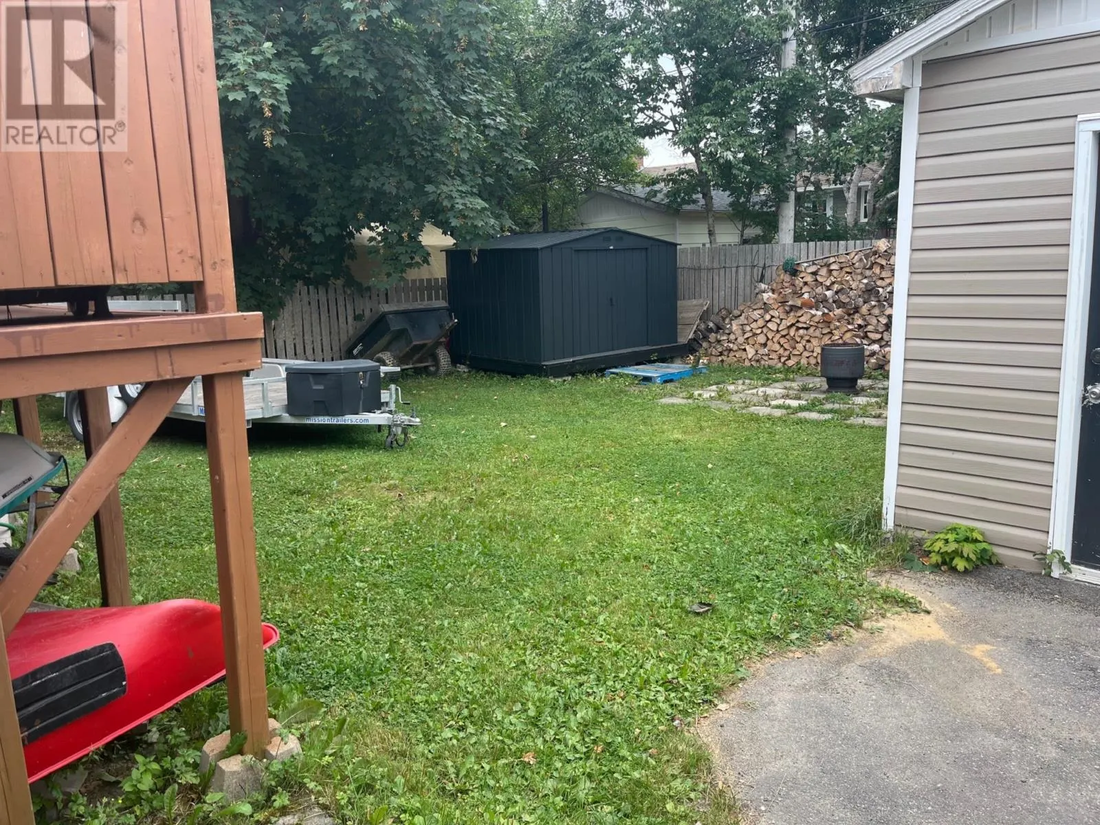 29 Earhart Street