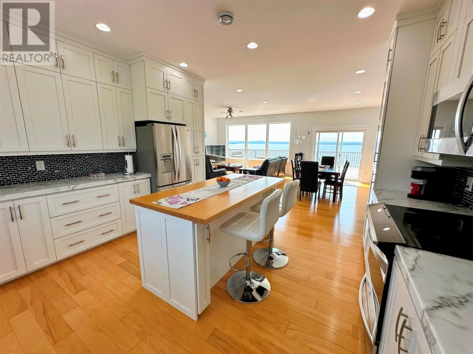 494 Smith Sound Road