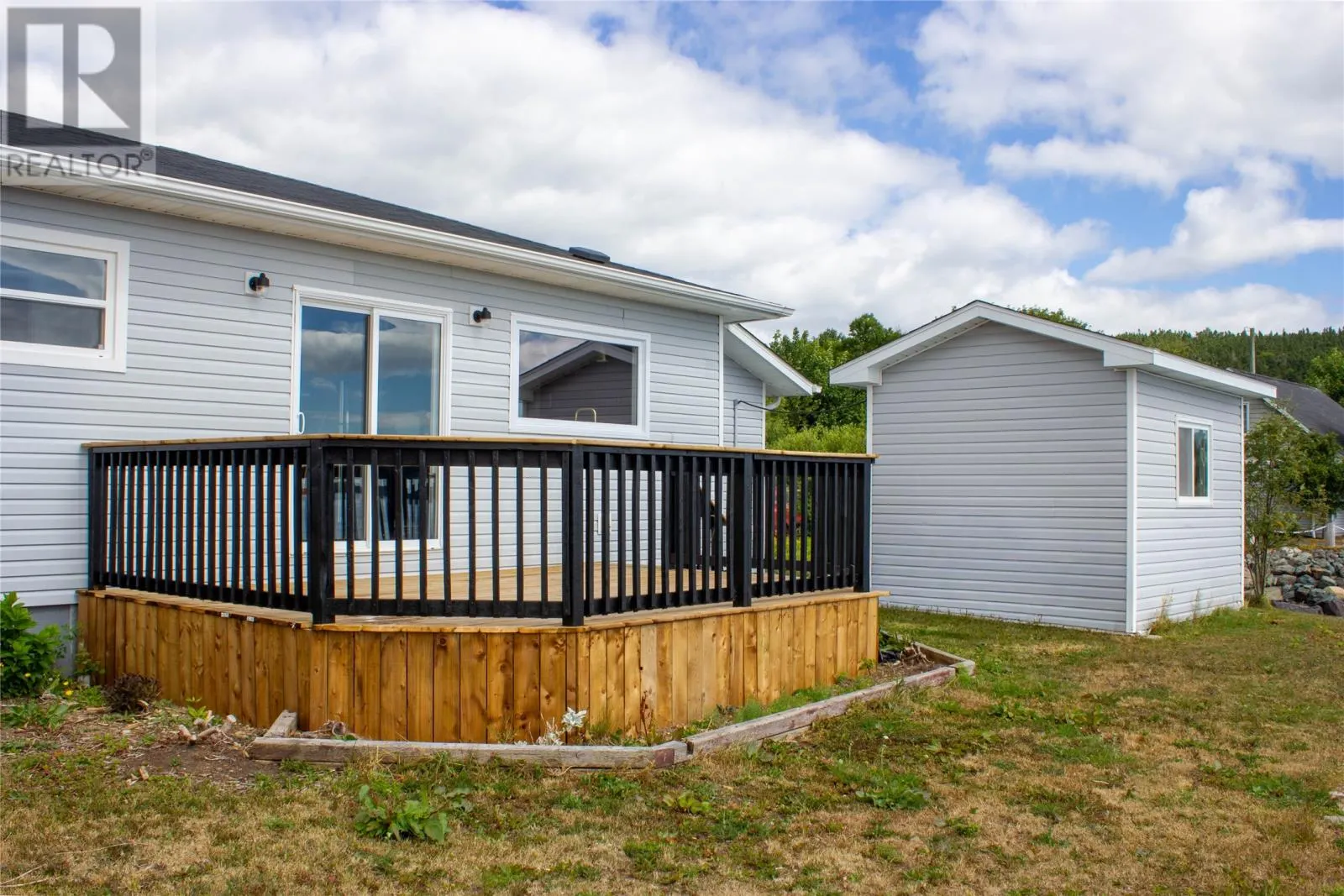 6 Bishops Cove Road