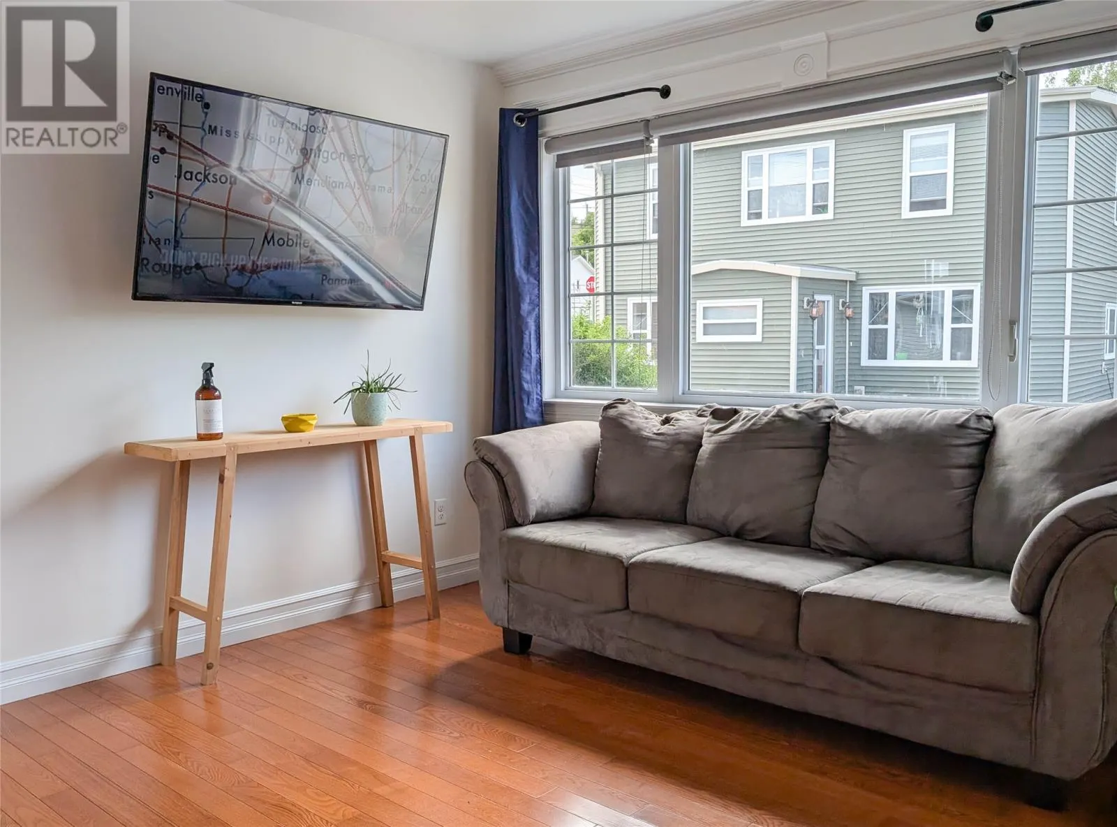 6 Bishops Cove Road