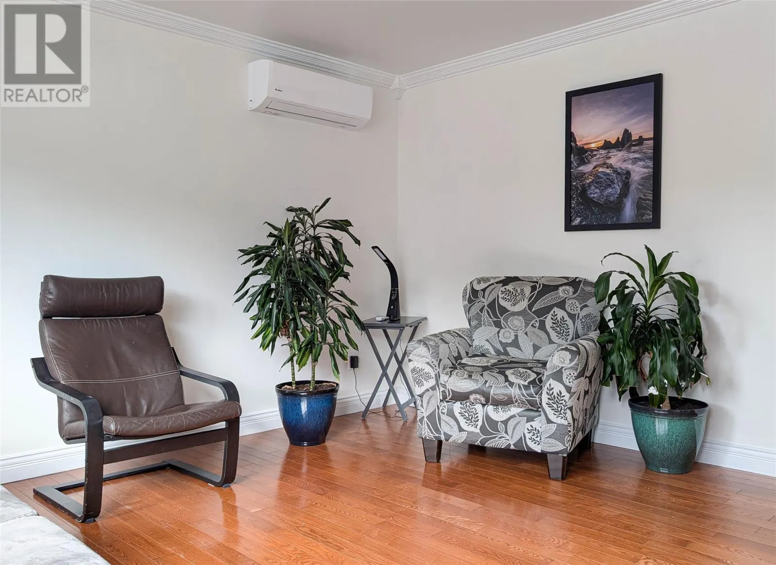 6 Bishops Cove Road
