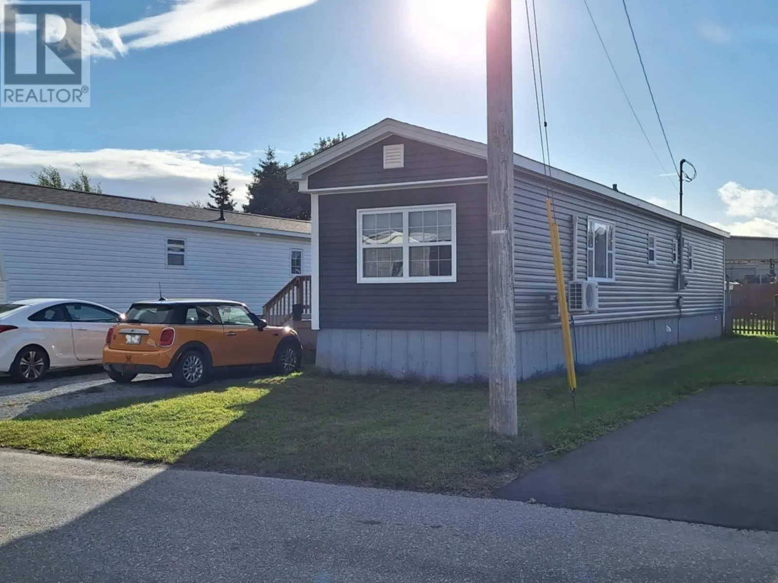 4 Holland Crescent