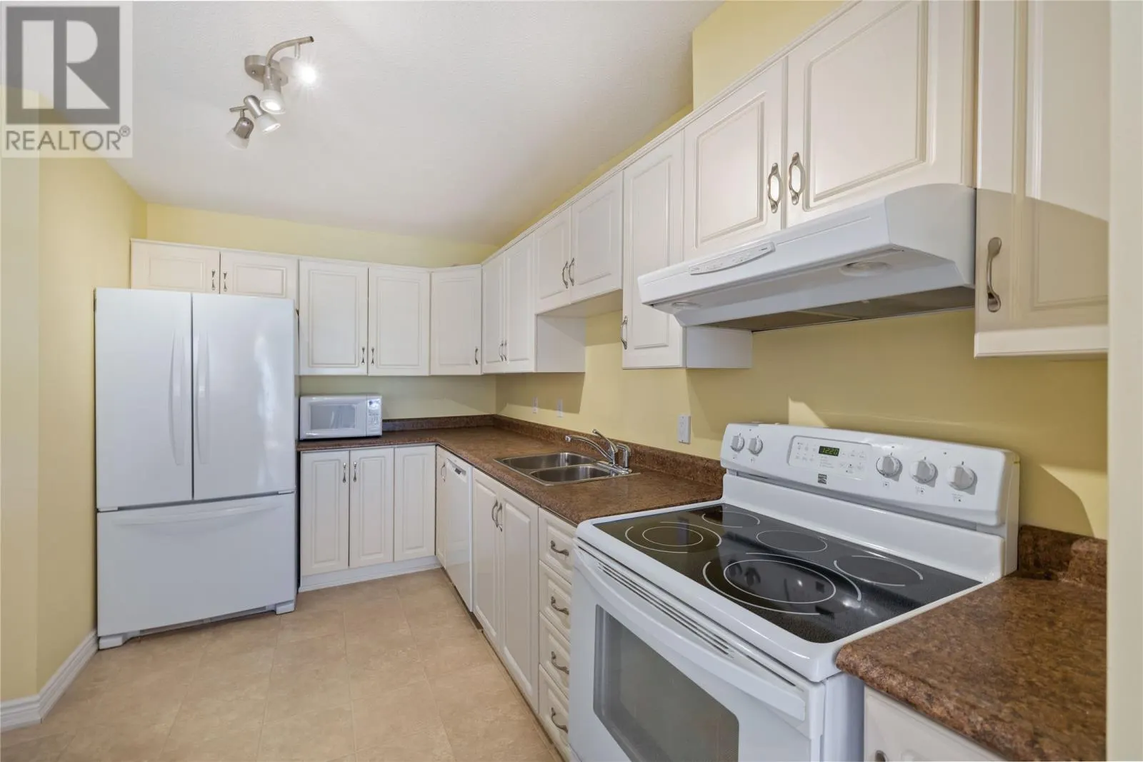 304 Portugal Cove Place Unit#108, #108