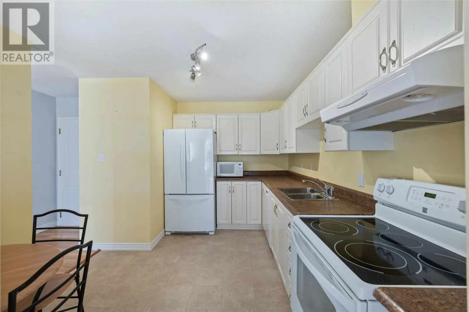 304 Portugal Cove Place Unit#108, #108