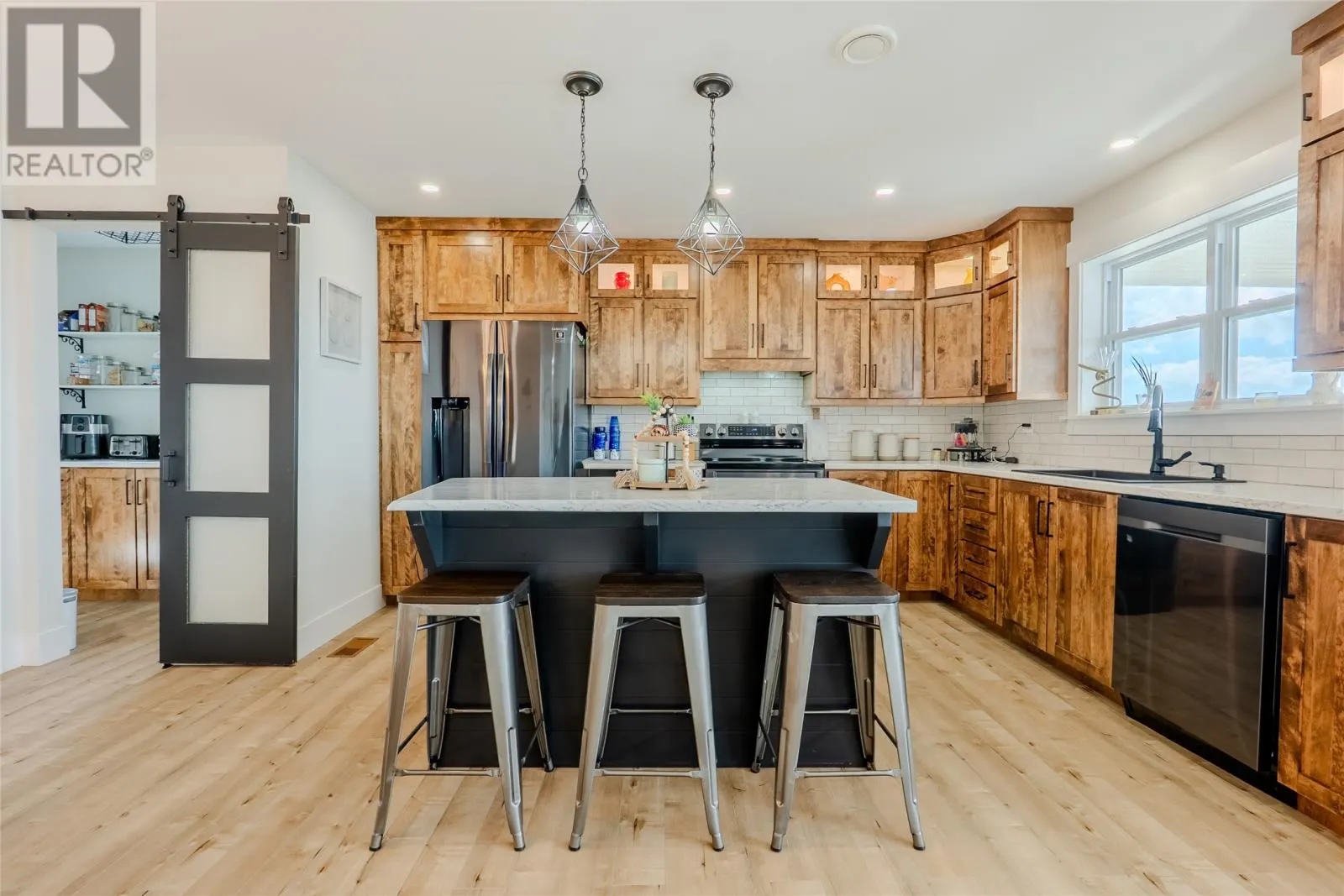 25 Bemister's Hill