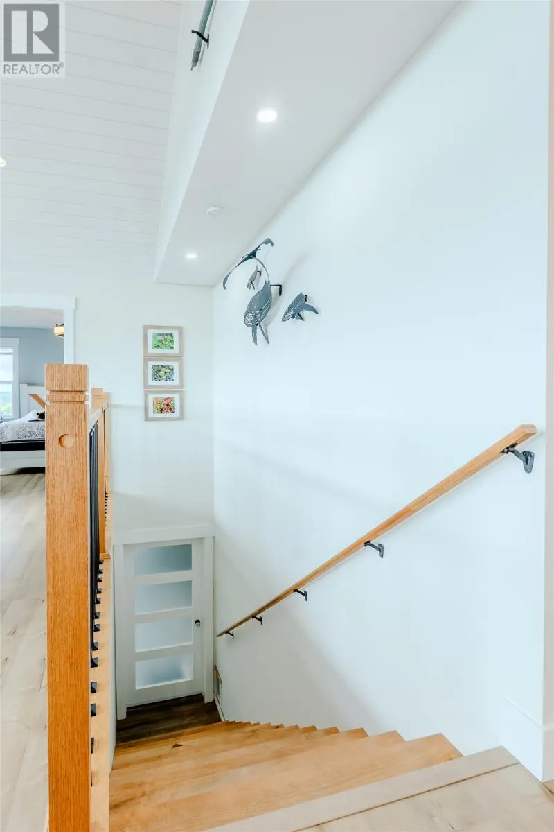 25 Bemister's Hill