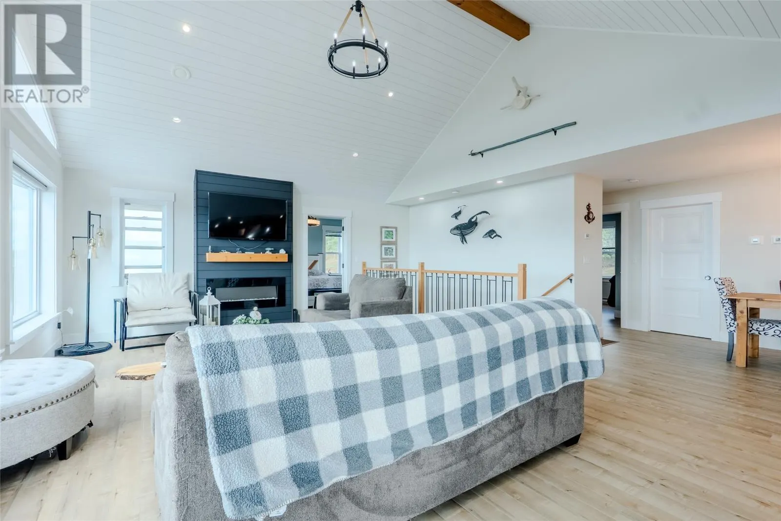 25 Bemister's Hill