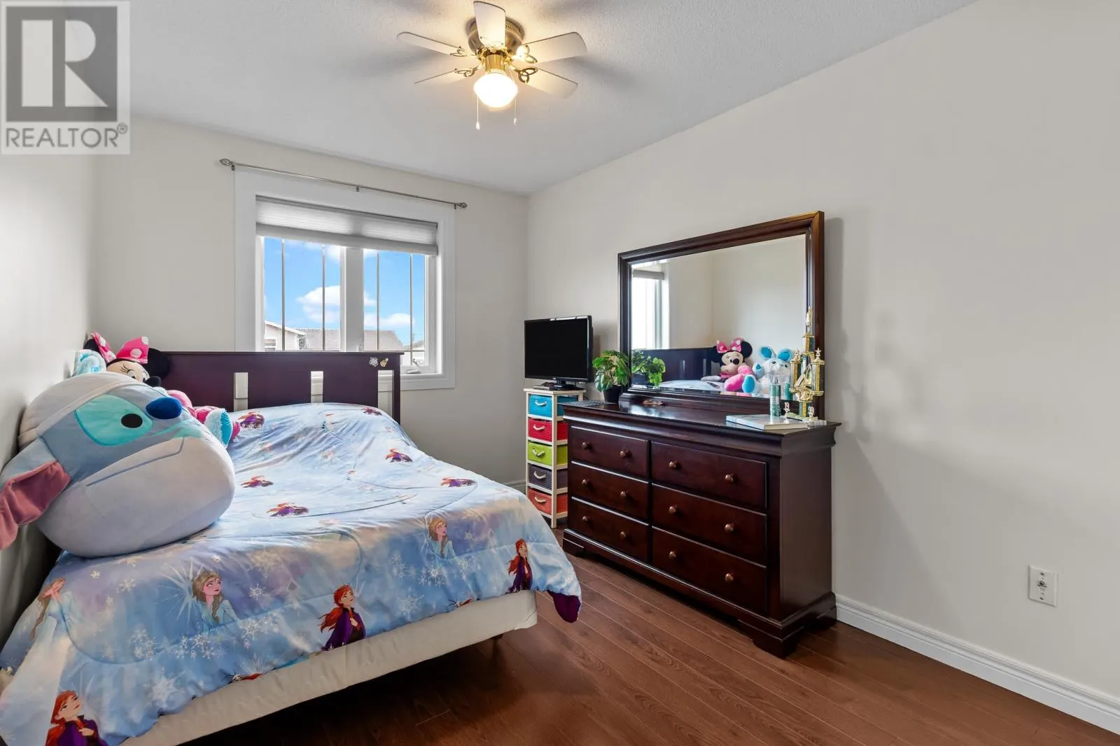 7 Aspenwood Place