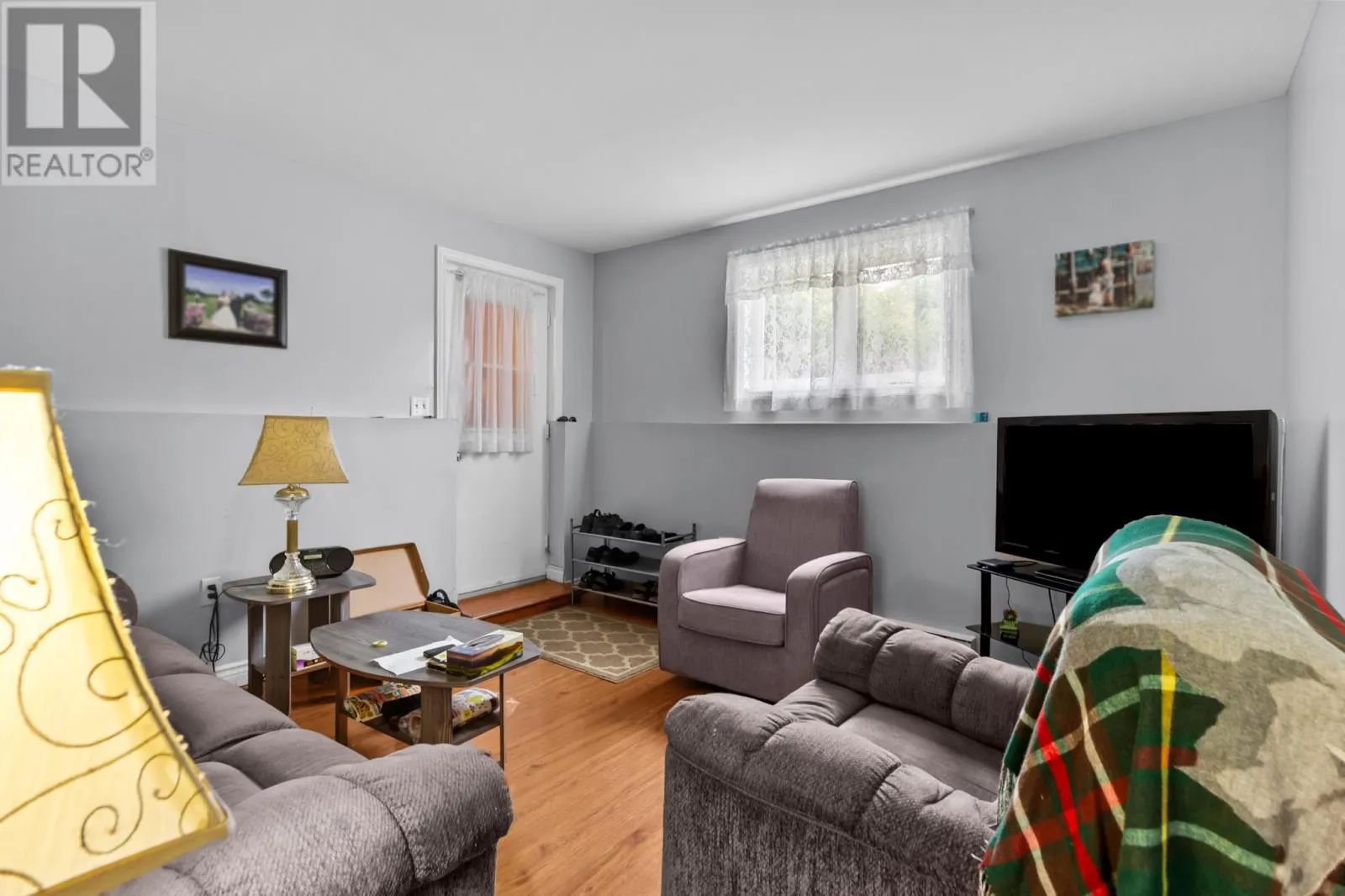 7 Aspenwood Place