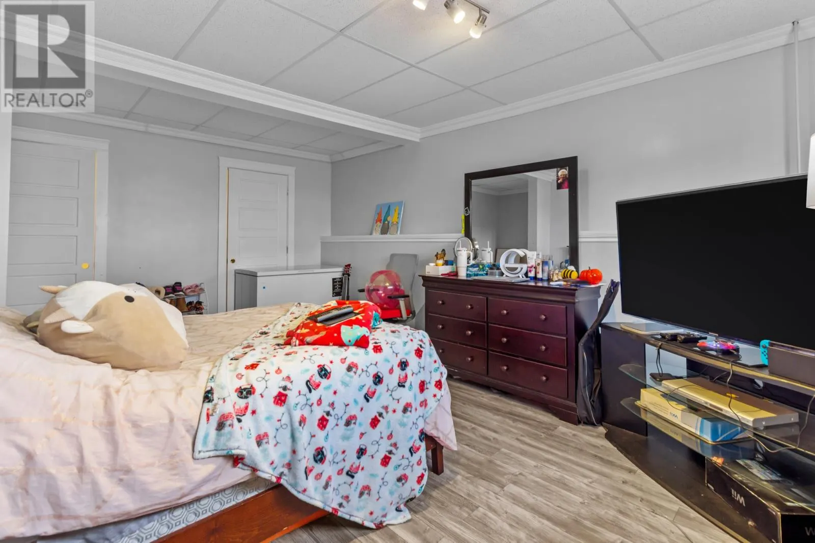 7 Aspenwood Place