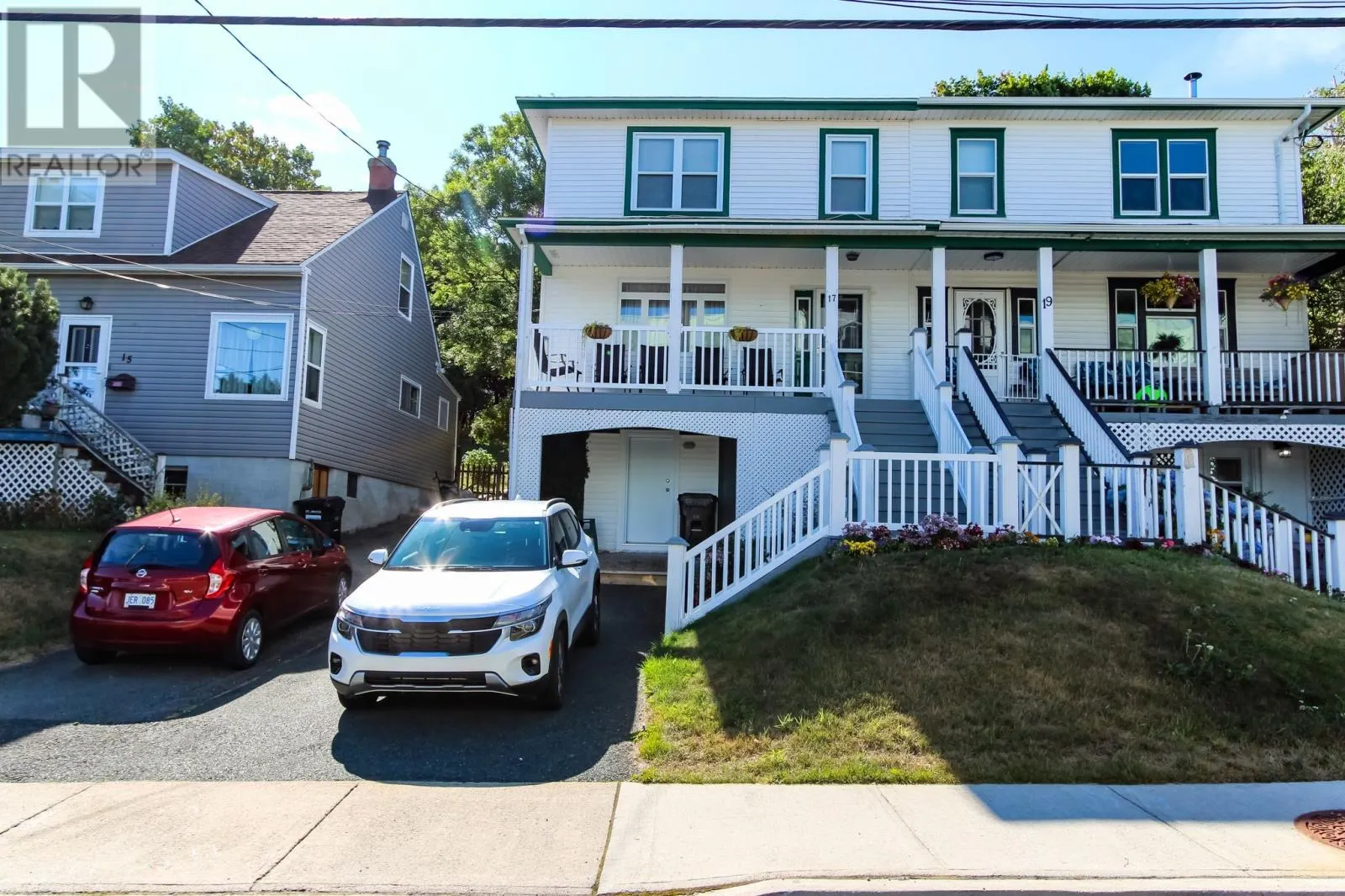 17 Lake Avenue