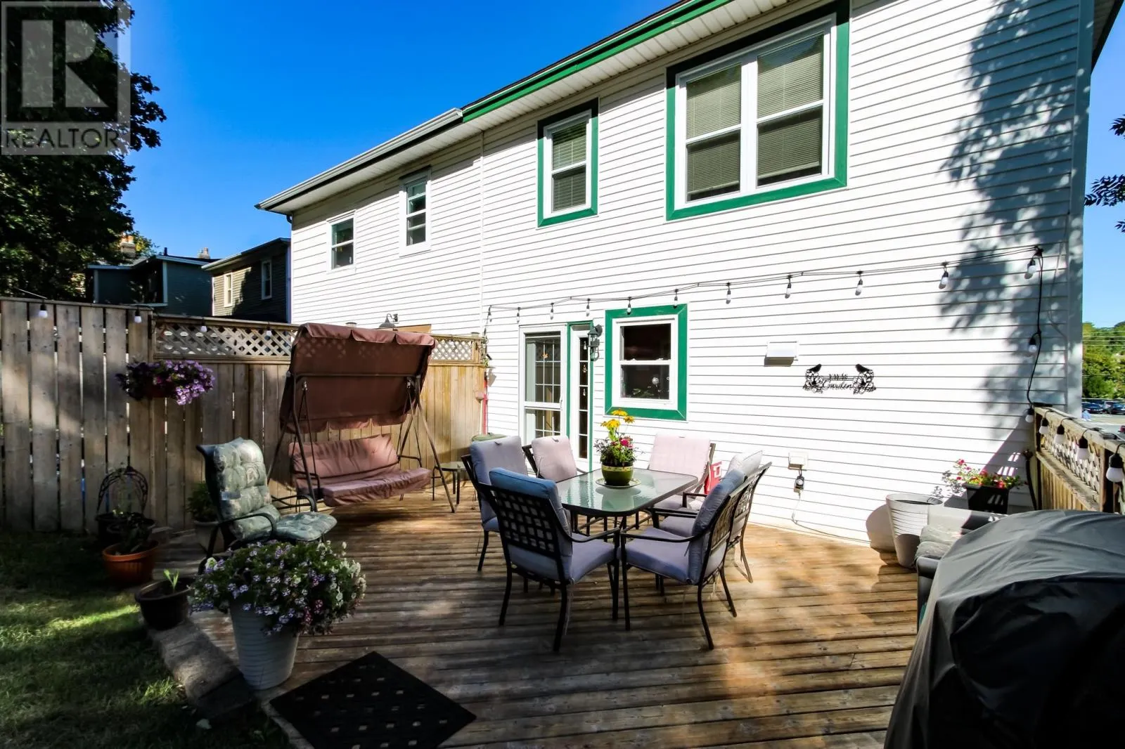 17 Lake Avenue