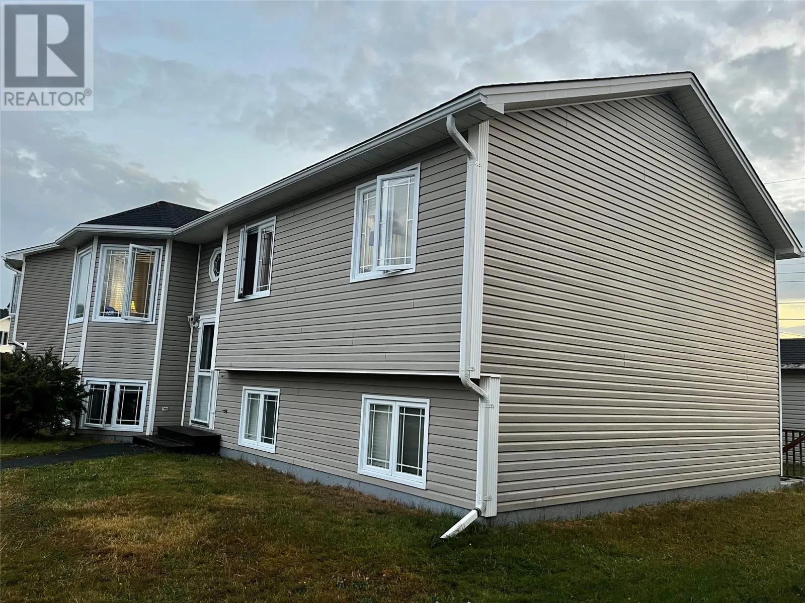 42 Joshwill Crescent