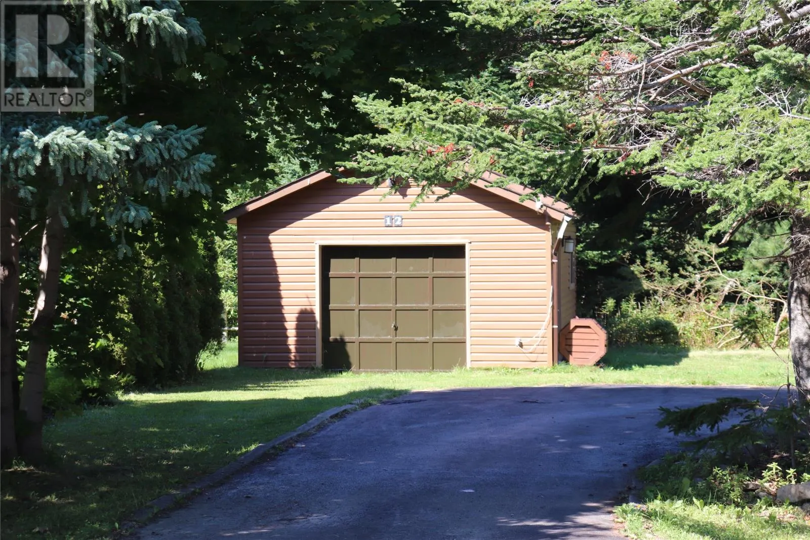12 Spruce Drive