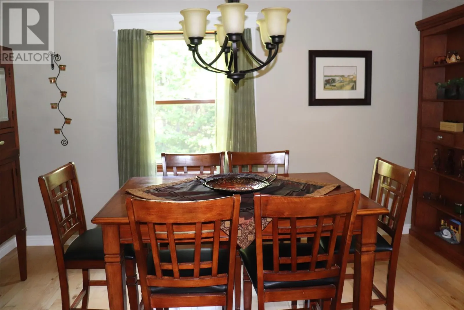 12 Spruce Drive
