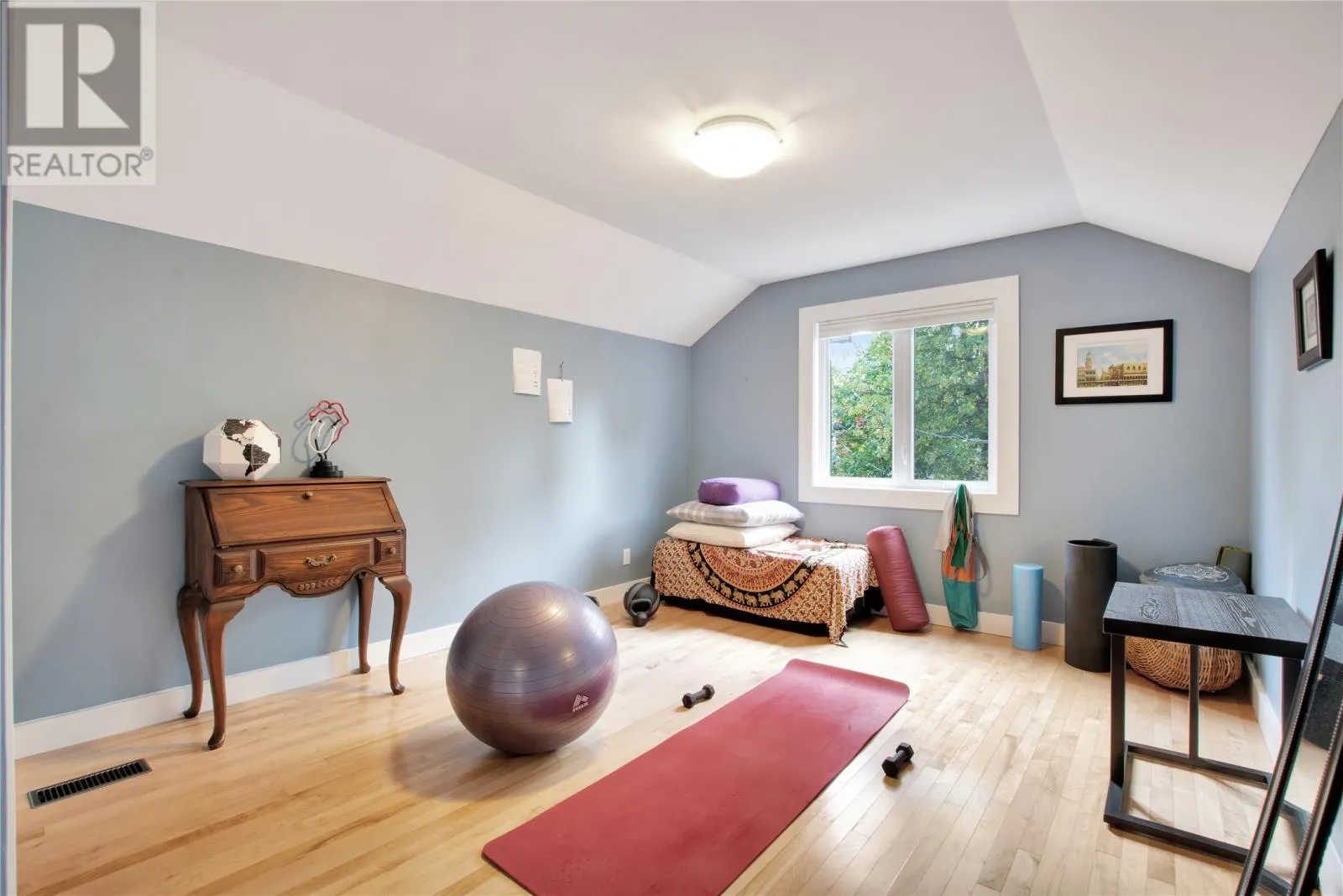 5 Appledore Place