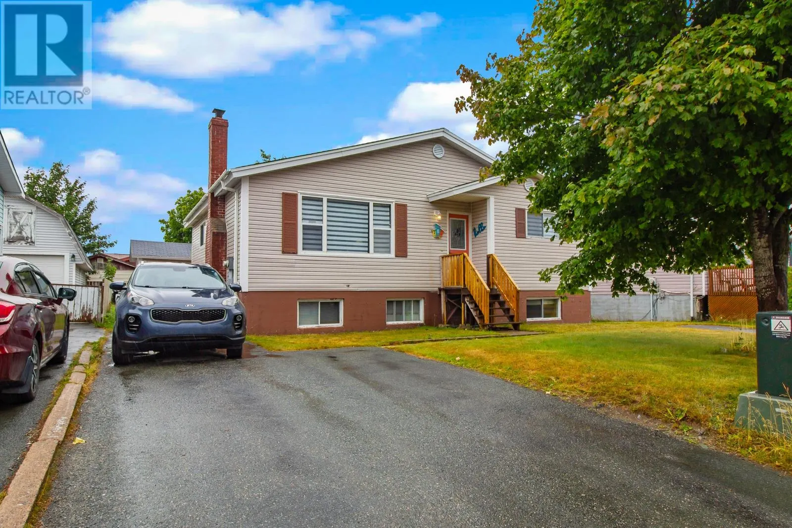 8 Moores Drive