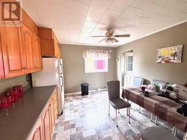 2 Hobens Hill