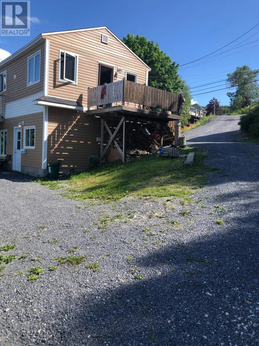204 Petries Street
