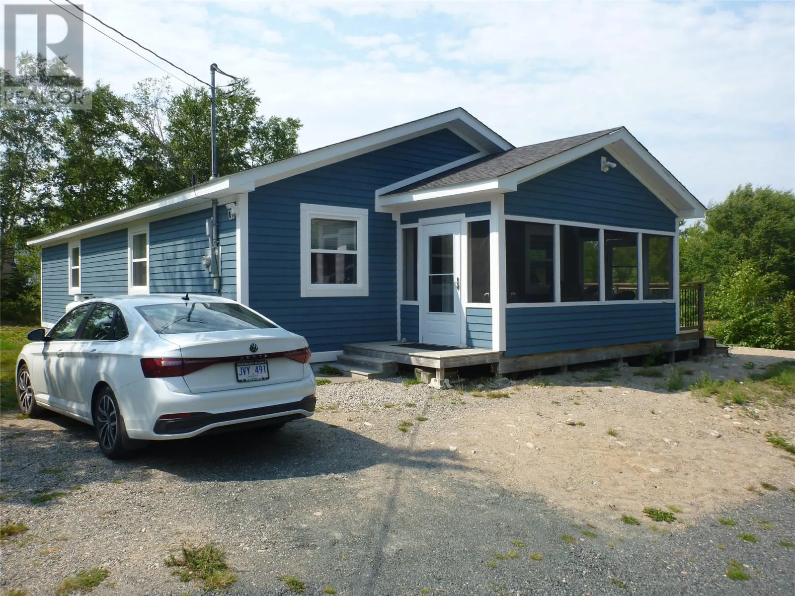 25 Loop Road