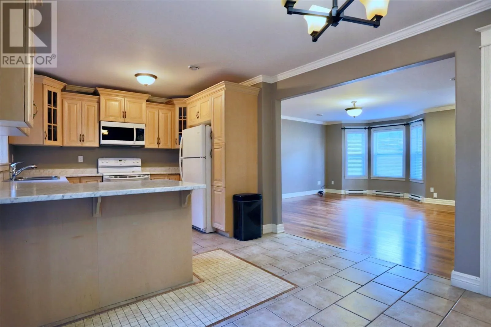 7 Deanery Avenue