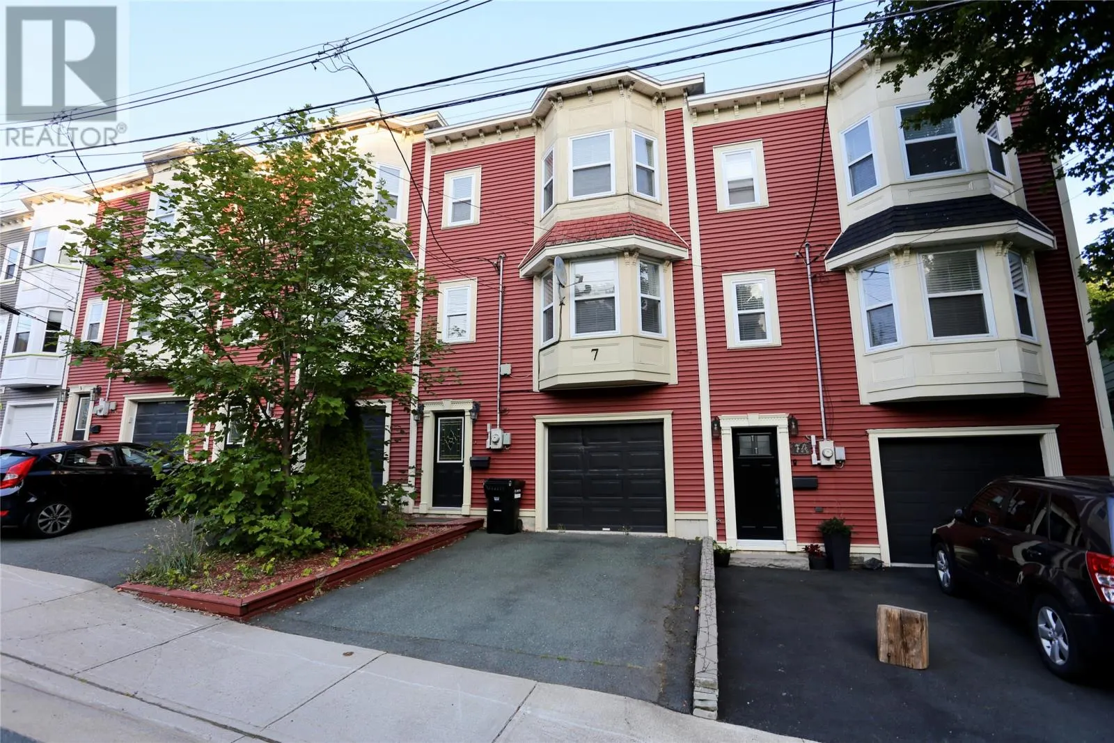 7 Deanery Avenue