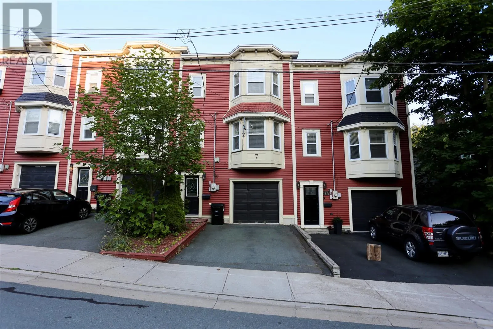7 Deanery Avenue
