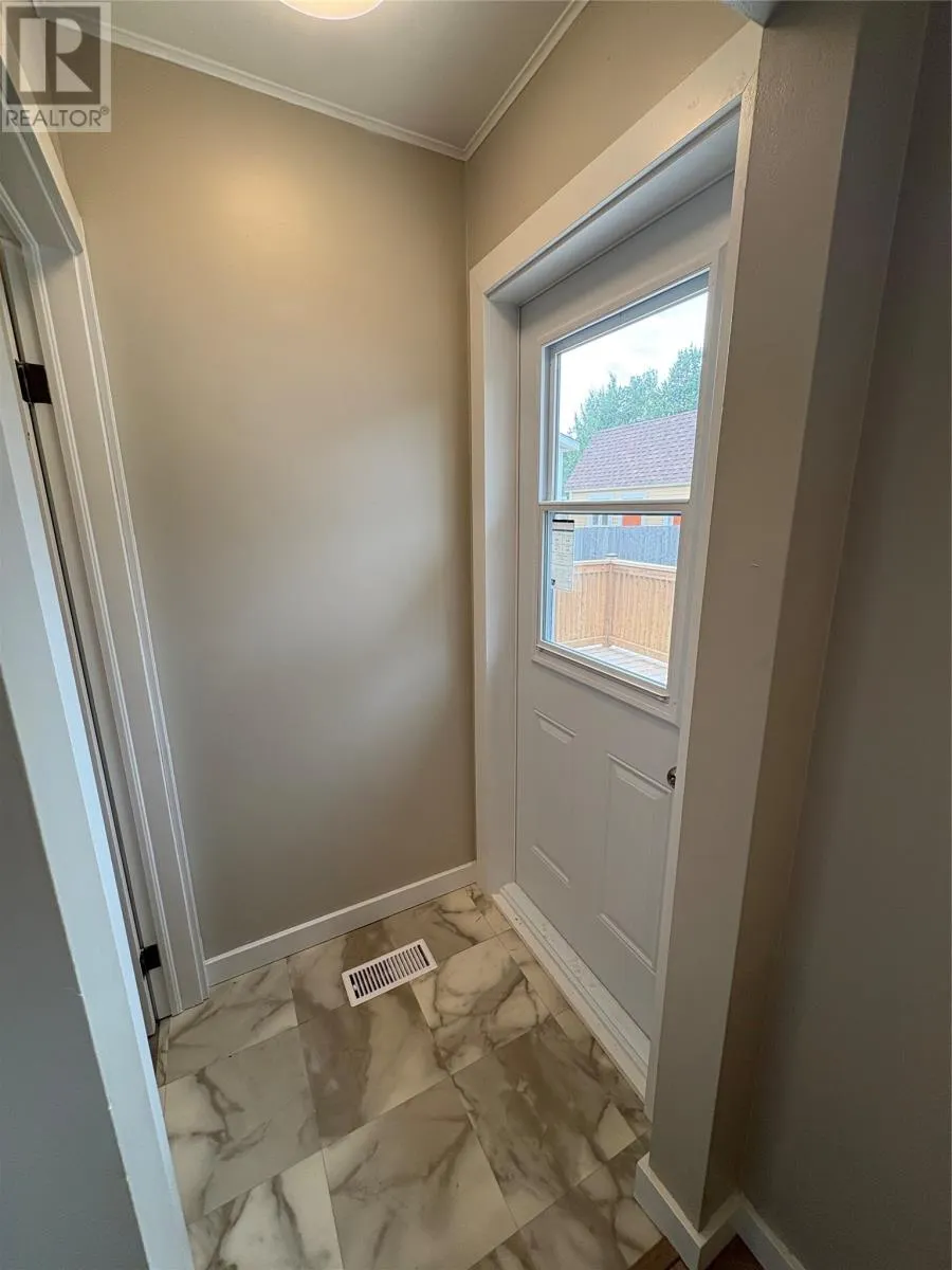 6 Pine Avenue