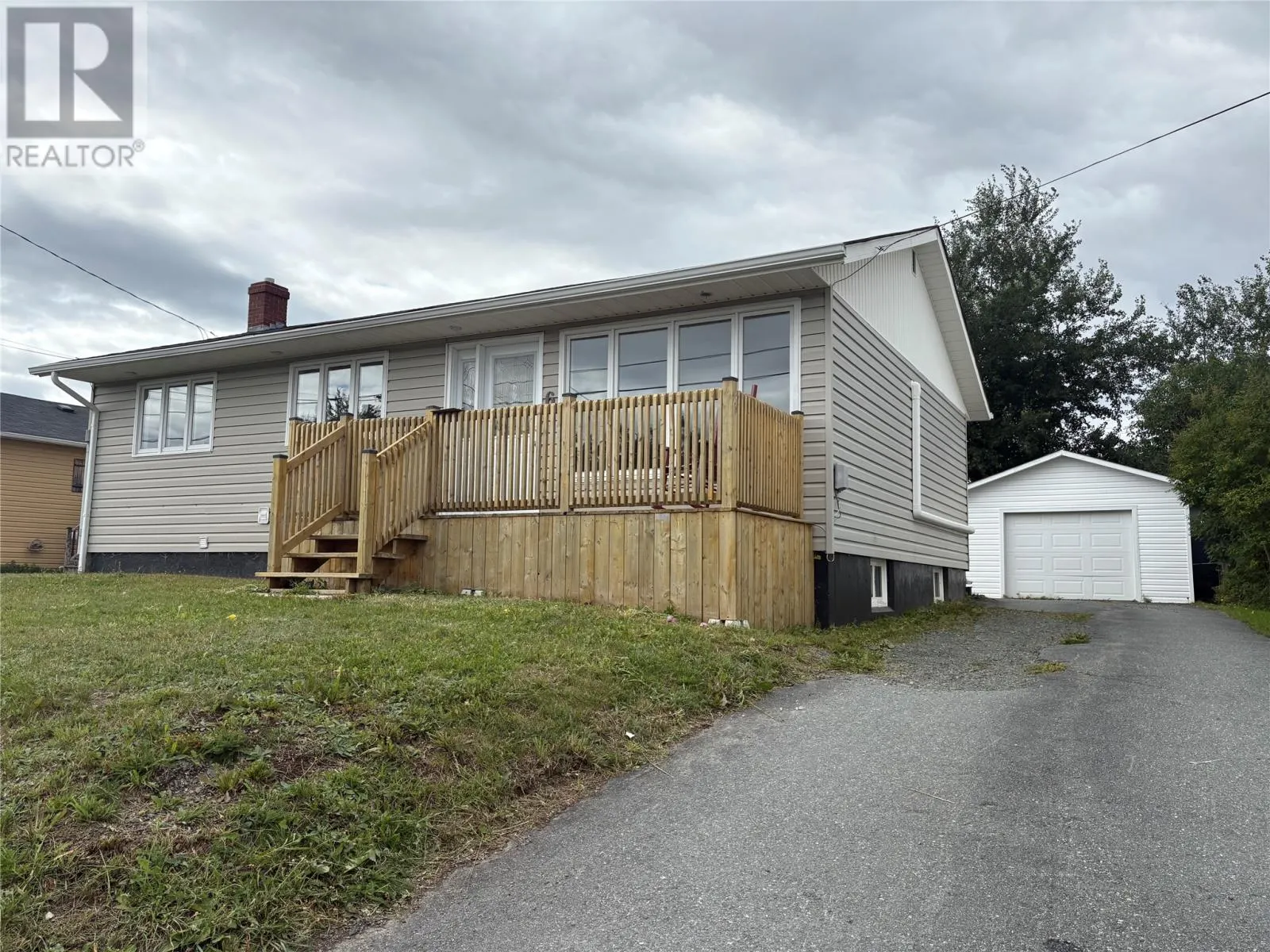 6 Pine Avenue