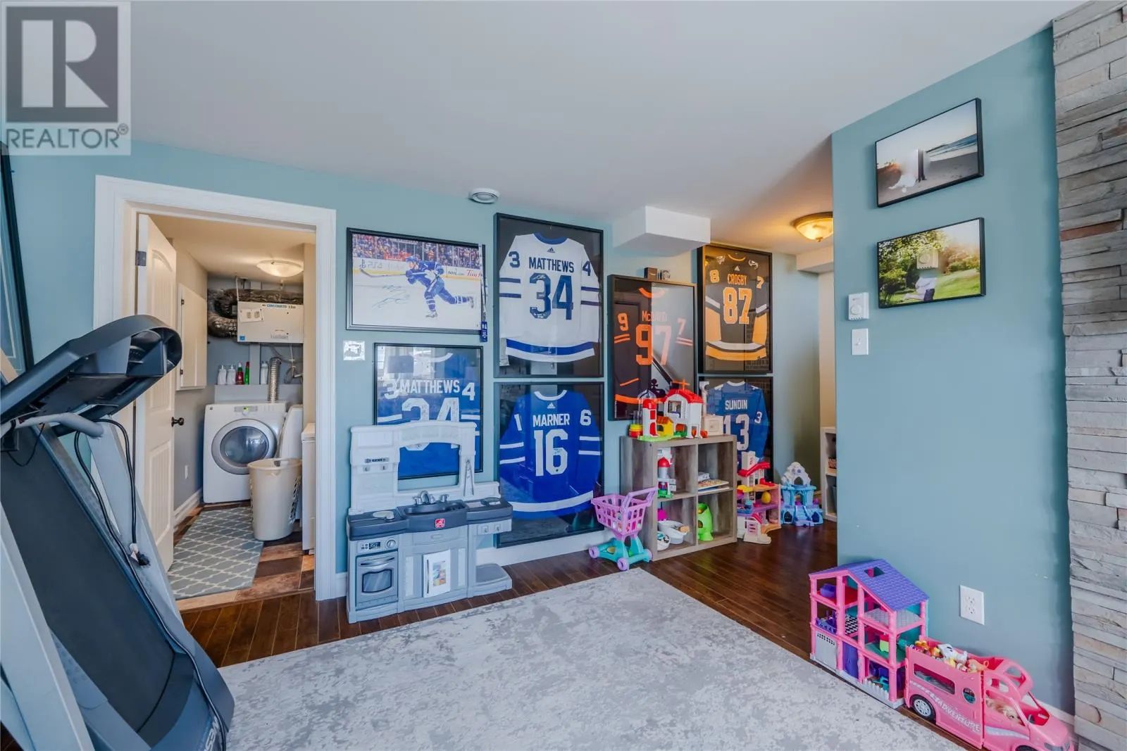 159 Carlisle Drive