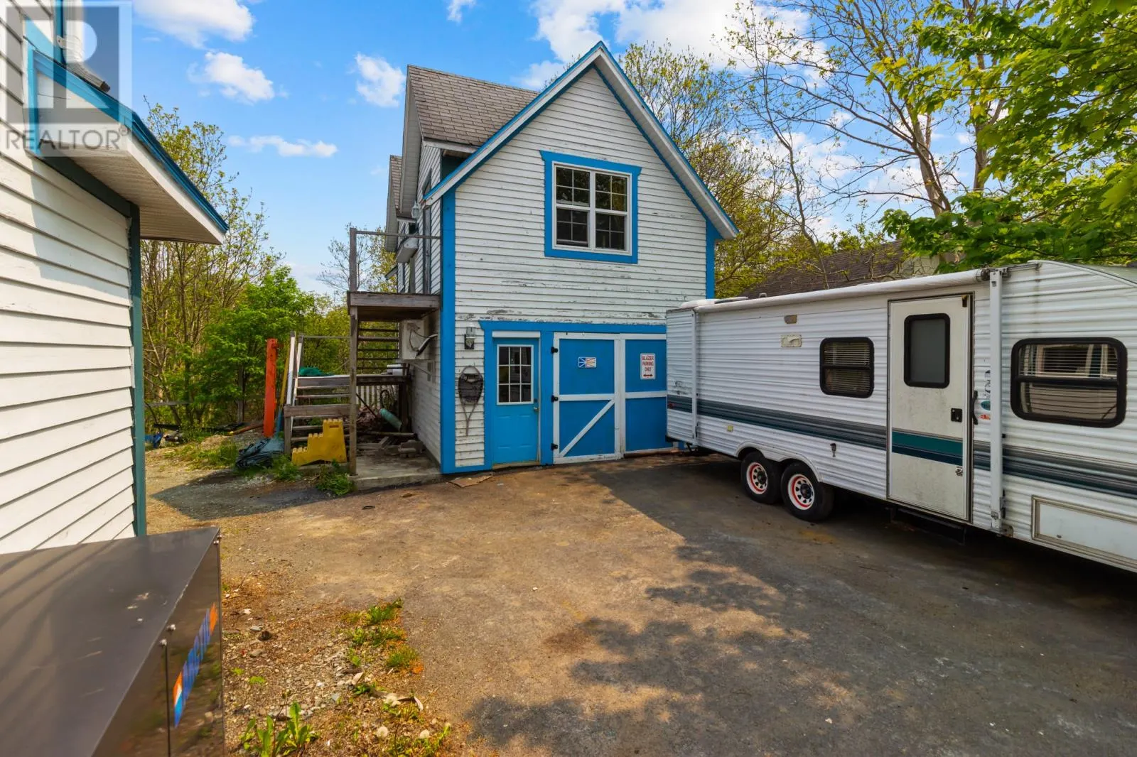 1-3 Riverhead Road