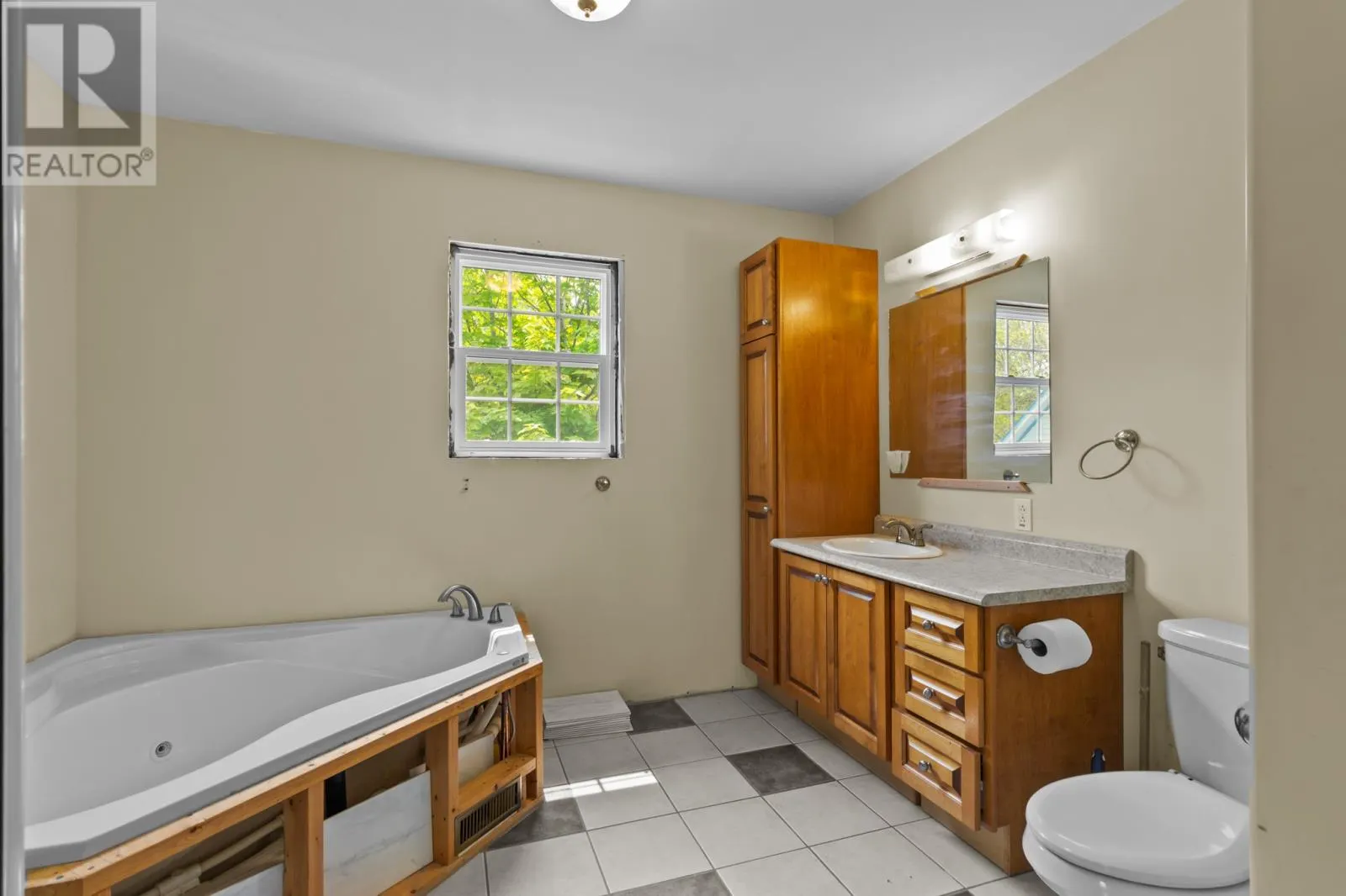 1-3 Riverhead Road