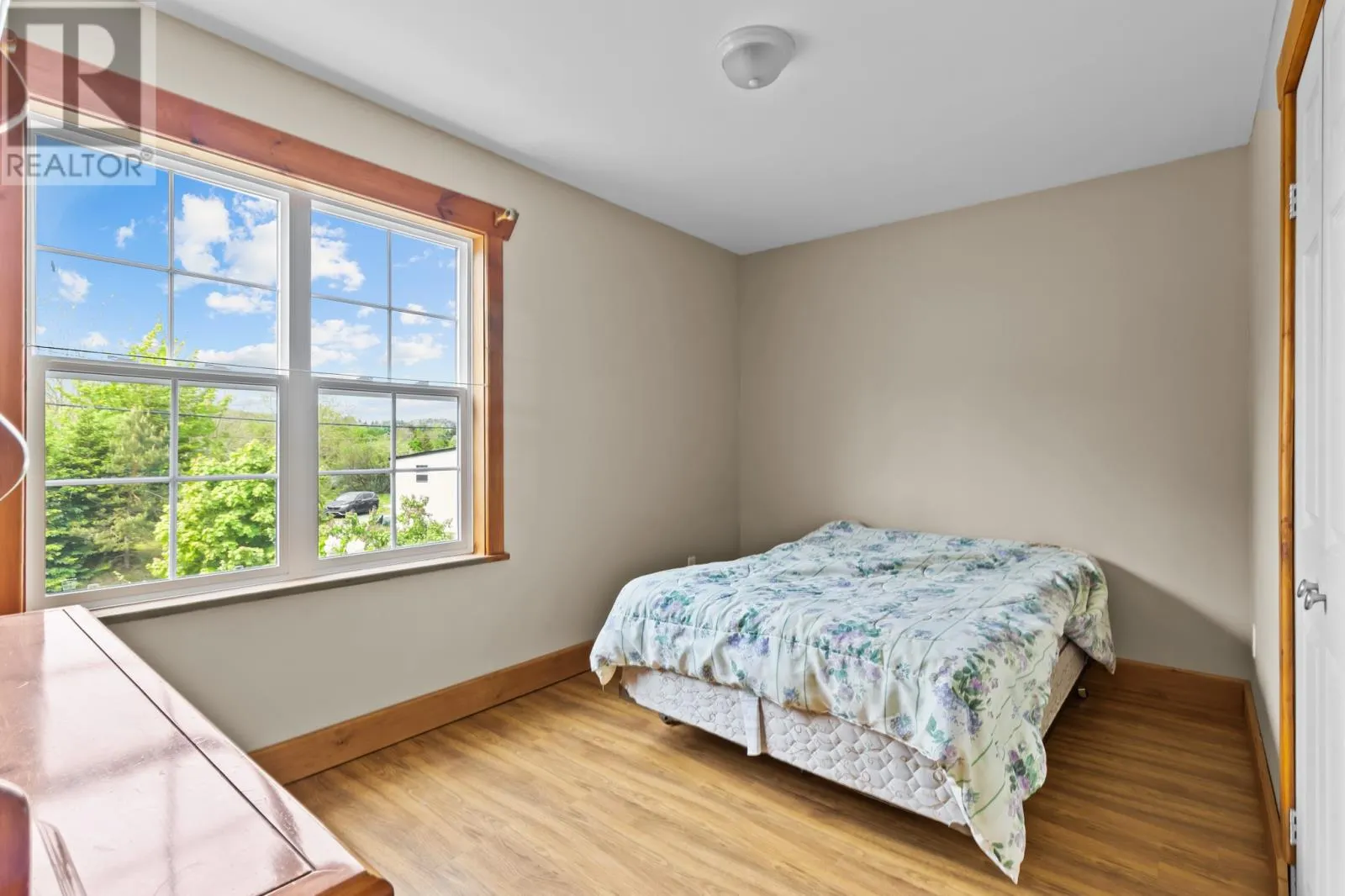 1-3 Riverhead Road