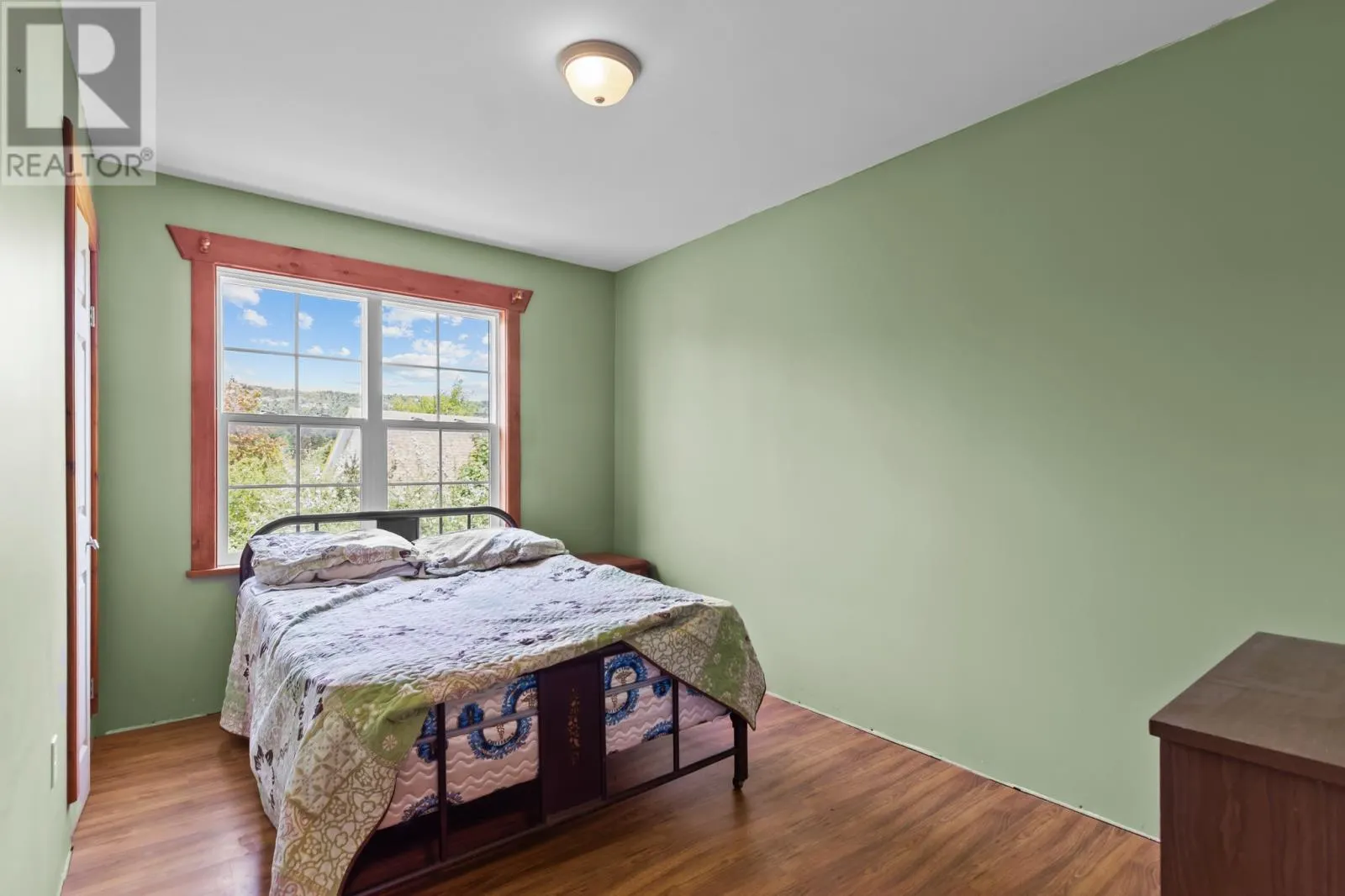 1-3 Riverhead Road