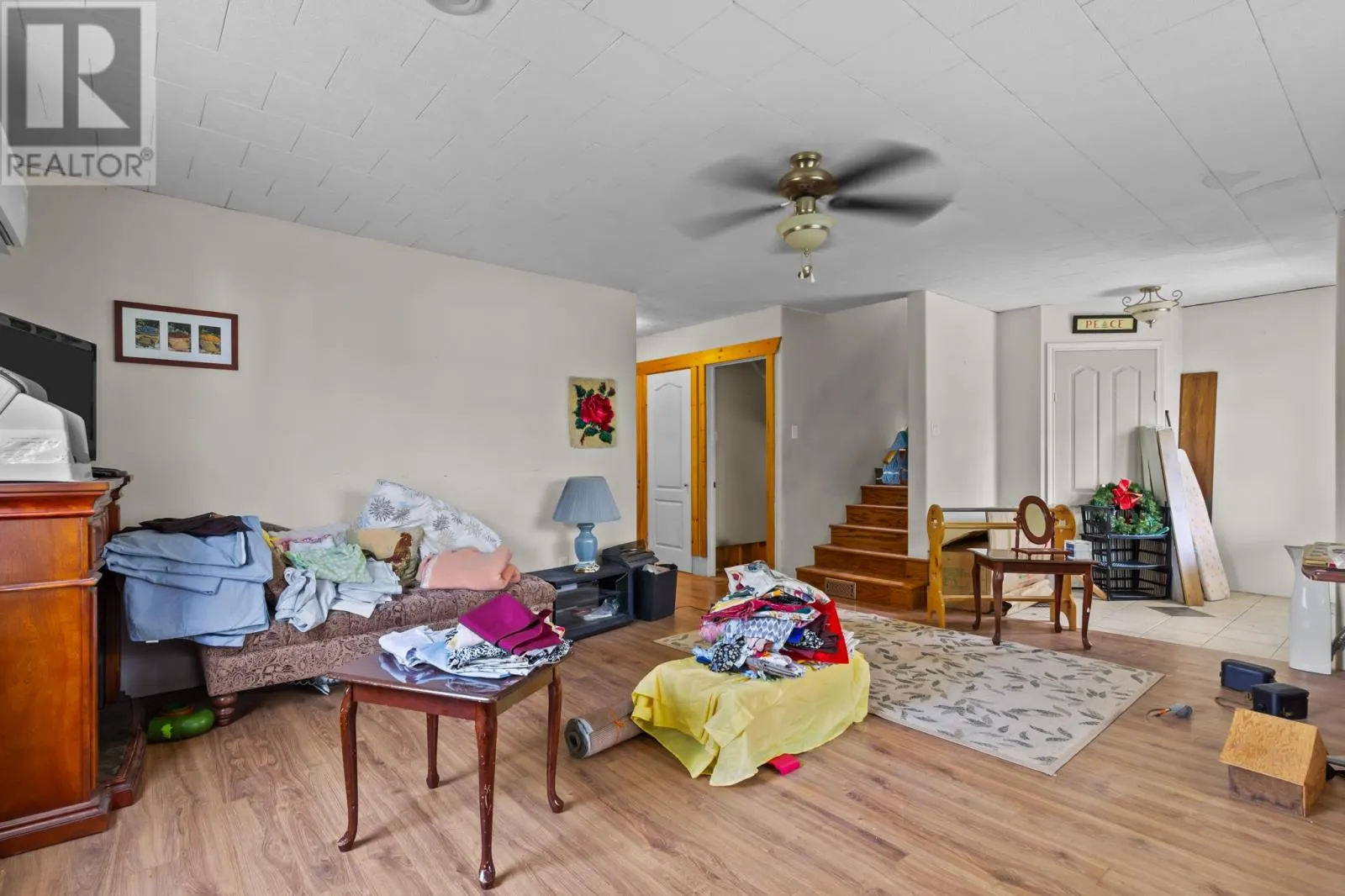 1-3 Riverhead Road