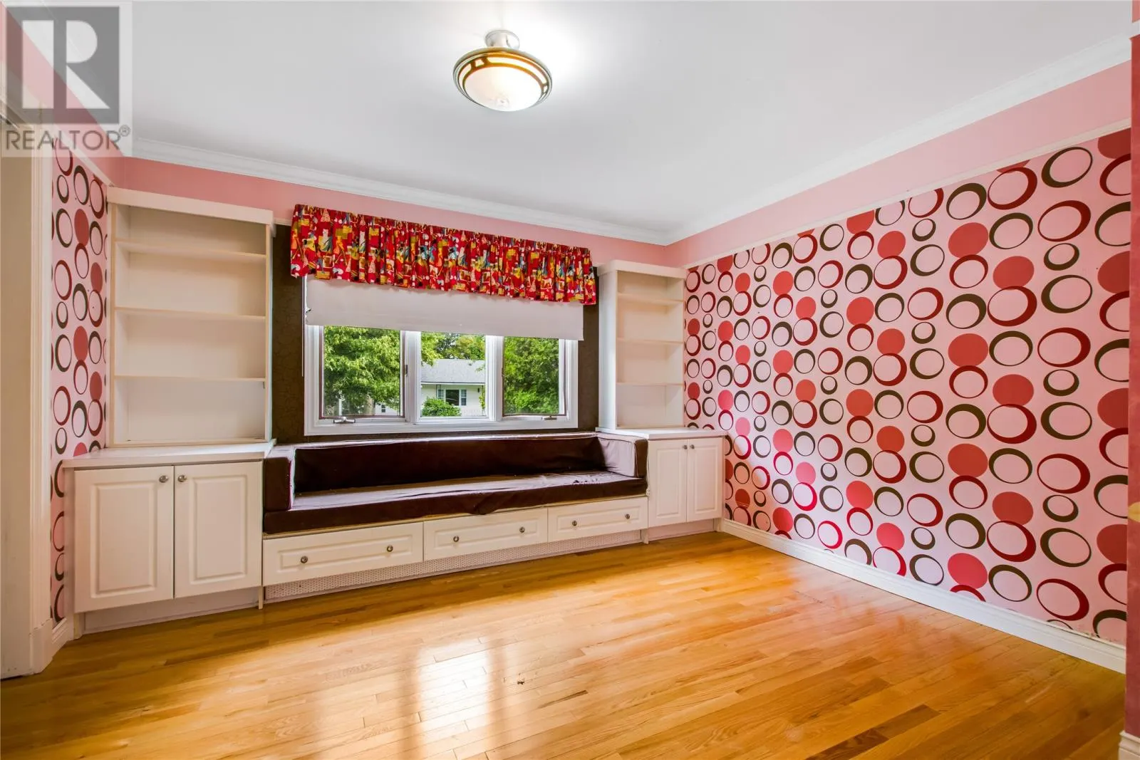 3 Derby Place