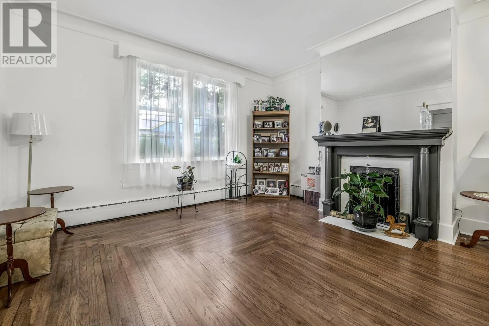 66 Mullock Street